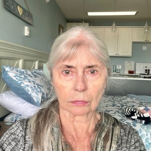 Meet your Posher, Michele